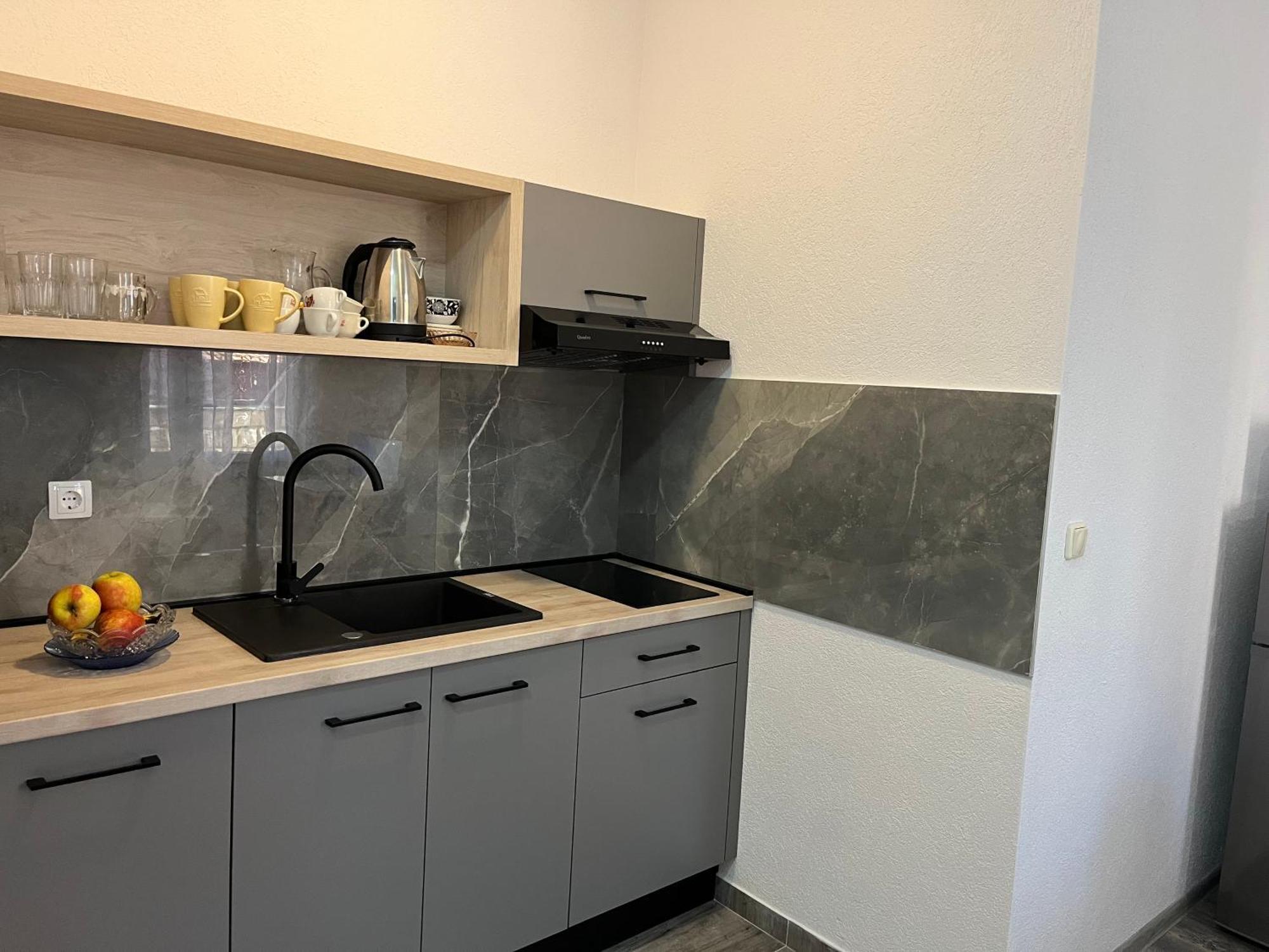 Apartment Makarska M&I, Free Private Parking מראה חיצוני תמונה