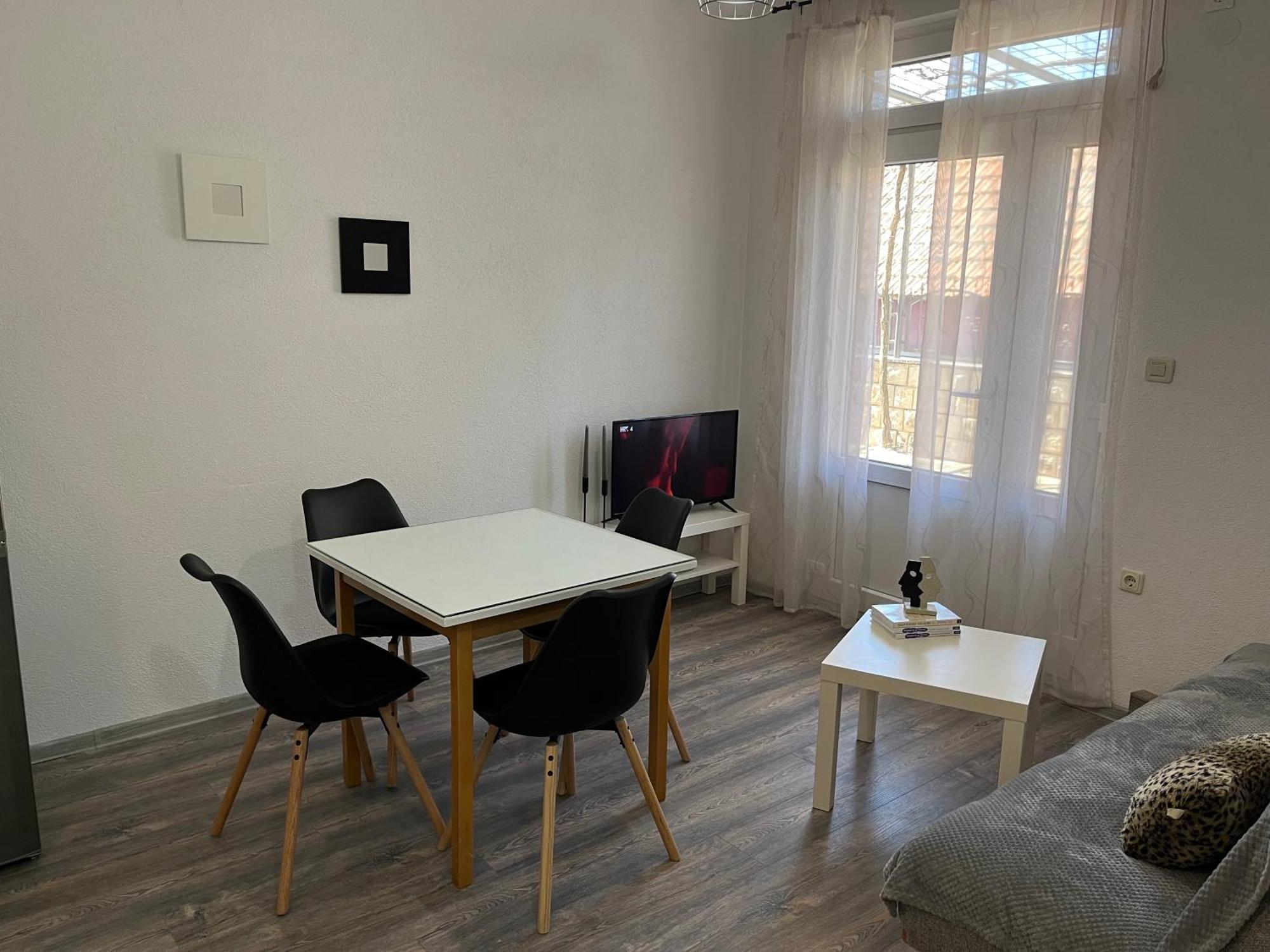 Apartment Makarska M&I, Free Private Parking מראה חיצוני תמונה