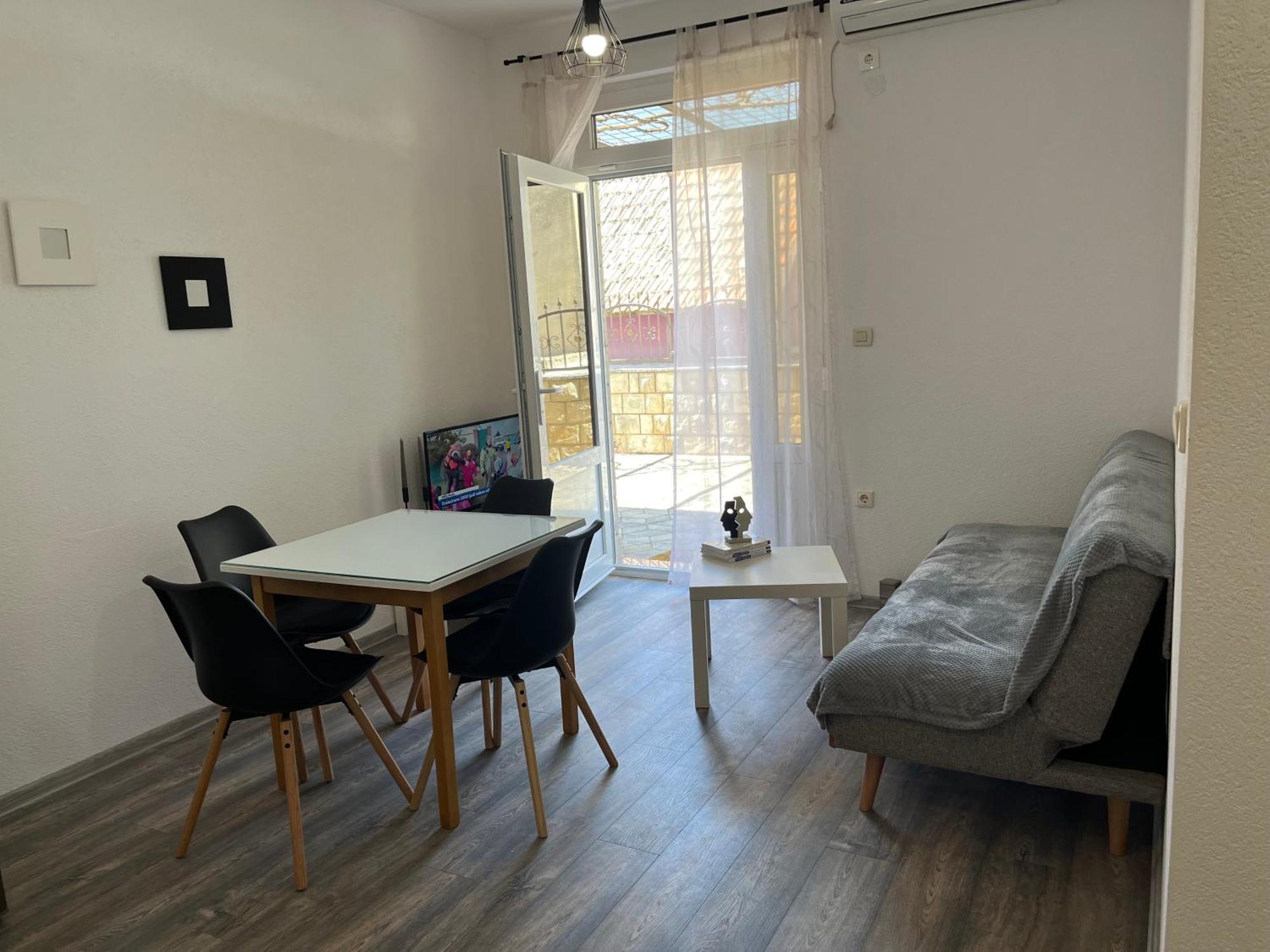 Apartment Makarska M&I, Free Private Parking מראה חיצוני תמונה