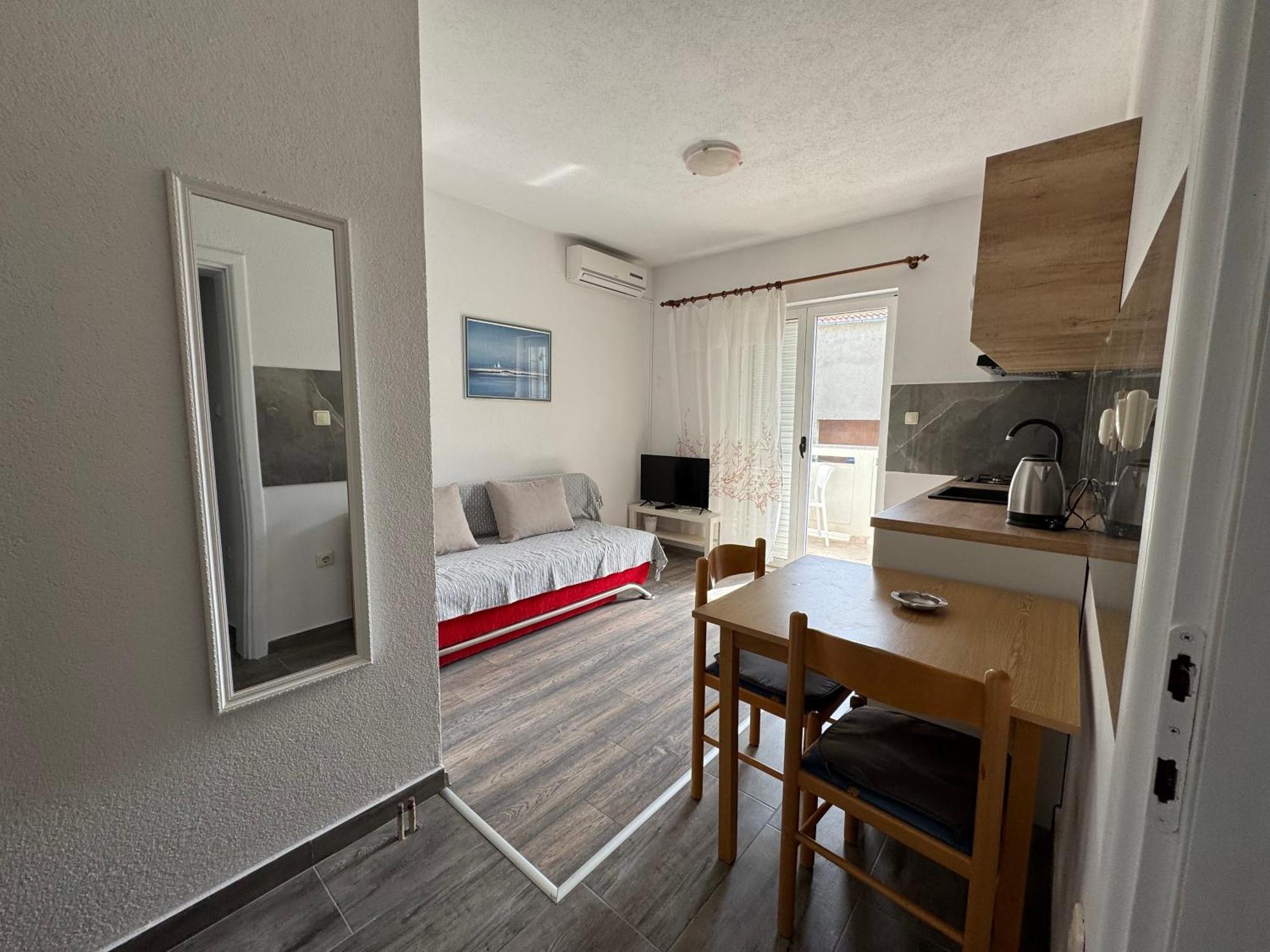 Apartment Makarska M&I, Free Private Parking מראה חיצוני תמונה