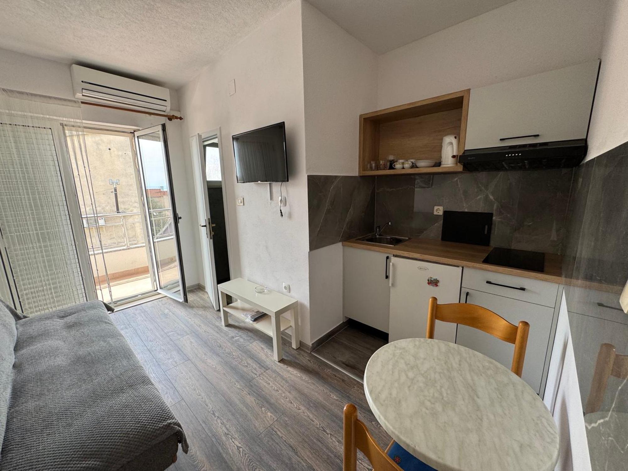 Apartment Makarska M&I, Free Private Parking מראה חיצוני תמונה